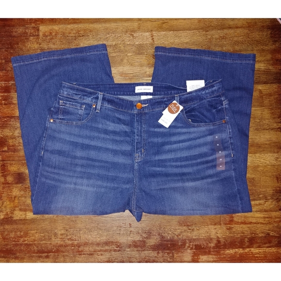 🔥 NWT Lane Bryant stretchy mid-rise wide leg Crop denim jean Capri - Picture 3 of 7